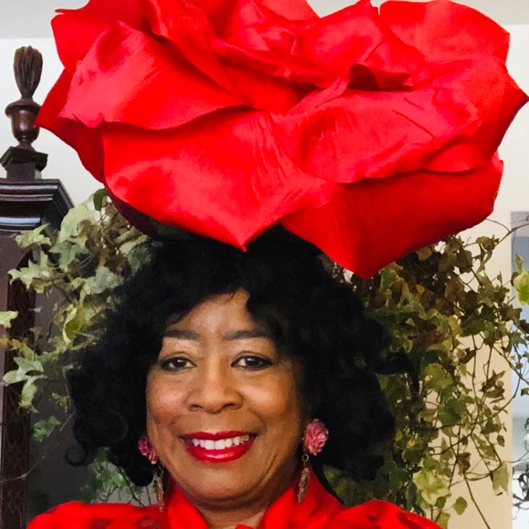 Red rose hat - Picture 4 of 4